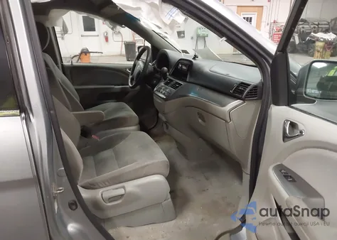 2010 Honda Odyssey Ex z USA, uszkodzony, nr VIN 5FNRL3H46AB066627